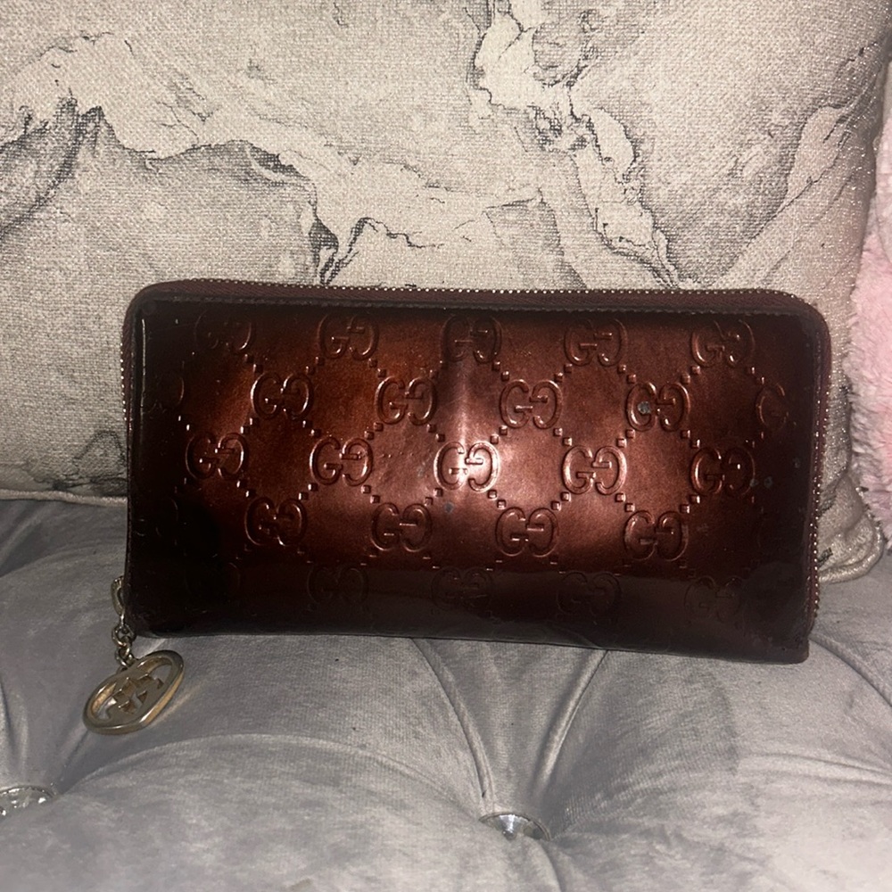 Gucci wallet